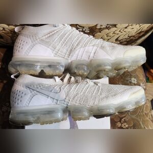 Nike Air VaporMax Flyknit 2 White Men’s Size 11 Sneakers